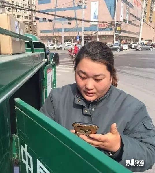 Ů���Ա�������������� ����30��������ű����