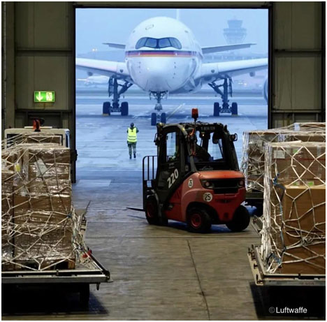 确保全球战“疫”物资运输畅通 林德叉车在行动 确保全球战“疫”物资运输畅通 林德叉车在行动