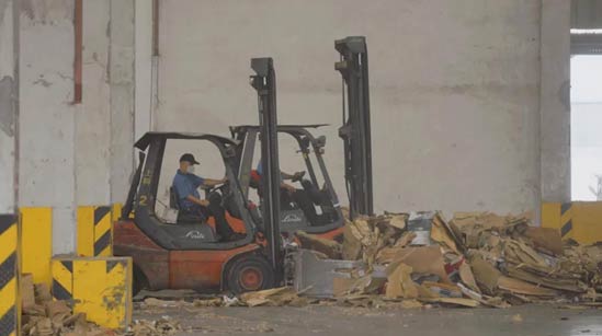 ����Ͷ���ĵ�17���꣡��ֽ�������㣡