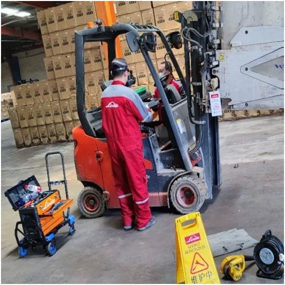 ��Ԯ����һ�ߣ�������ԥ���㹲���ѹ�