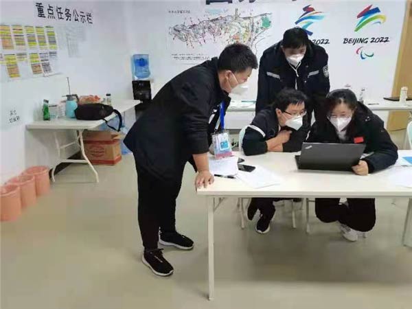 持续高强度工作的福田服务保障团队 持续高强度工作的福田服务保障团队